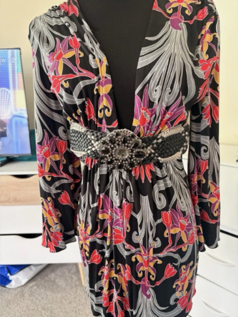 Sky mini dress with floral pattern and braided medallion belt
